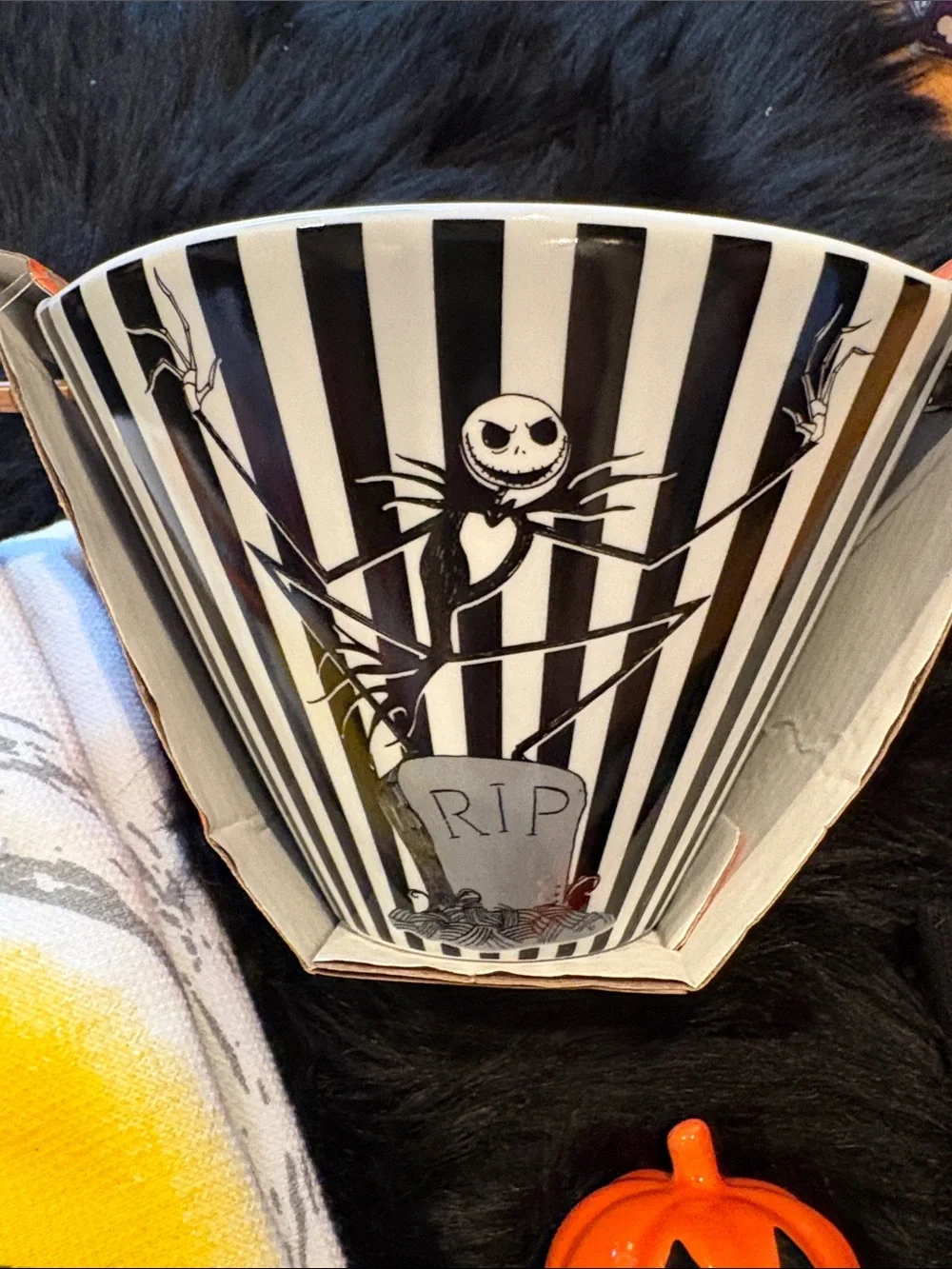 The Nightmare Before Christmas Bundle Noodle Bowl, 3 pk kitchen towels, socks